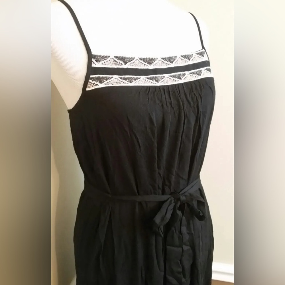 Black Maxi Dress Crinkled Gauzy Embroidered Belted Boho Modcloth by Doe & Rae - Picture 2 of 7